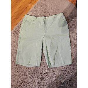 LAUREN RALPH LAUREN Light Green White Striped Bermuda Shorts Womens 12 Stretch